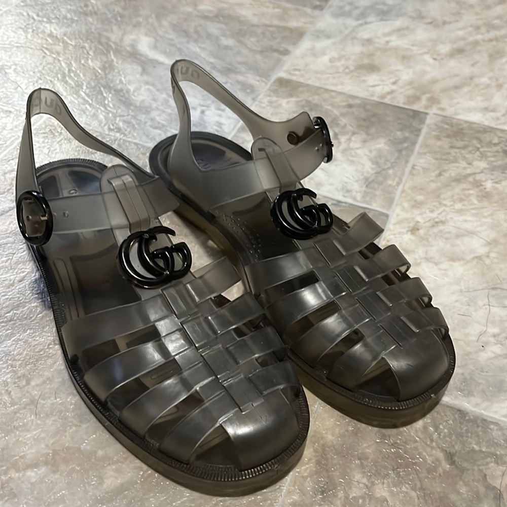 Gucci jelly sandals